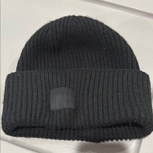 Black Knit Beanie MAD HTR